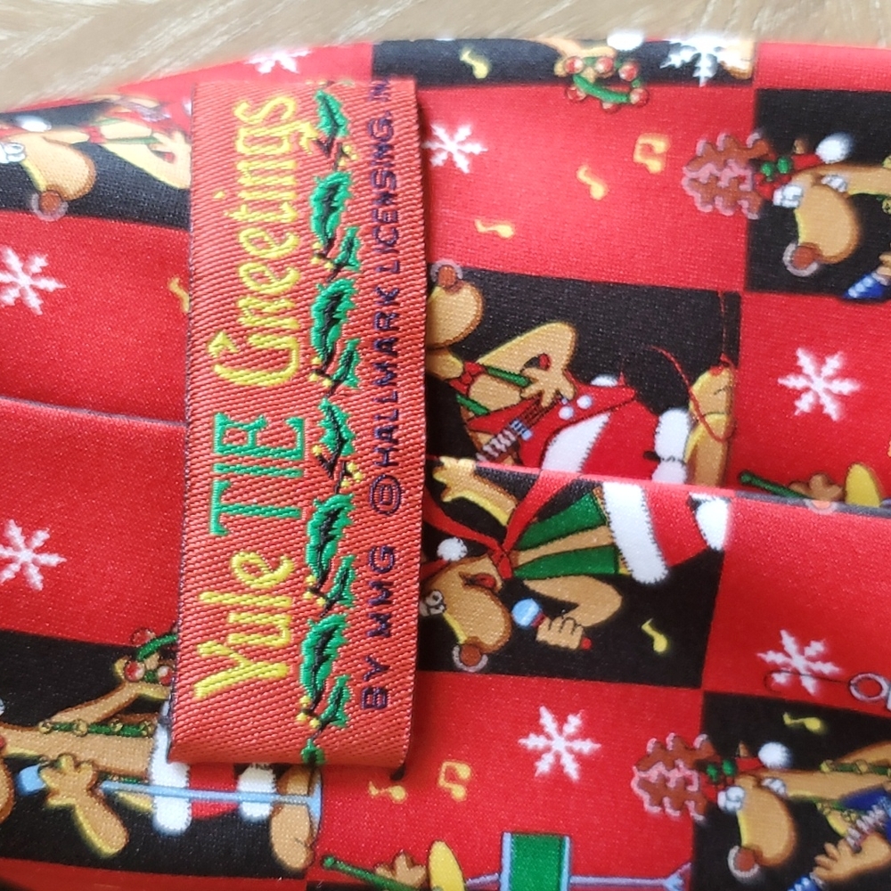 Hallmark Yule Tie Greetings by MMG necktie - Picture 4 of 5